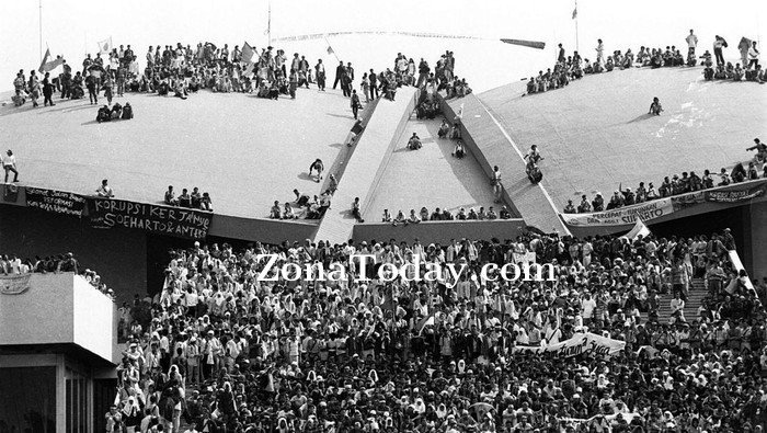 zona-today-kilas-balik-perjuangan-reformasi.jpg